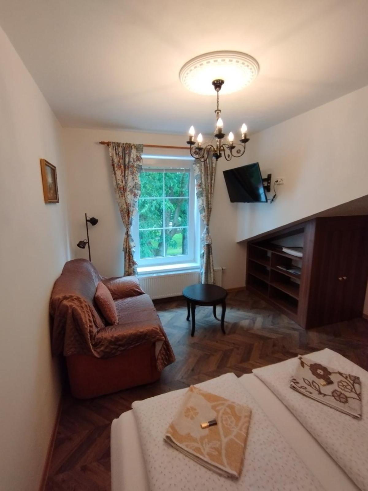 Hotel Bynovecky Zamecek Extérieur photo