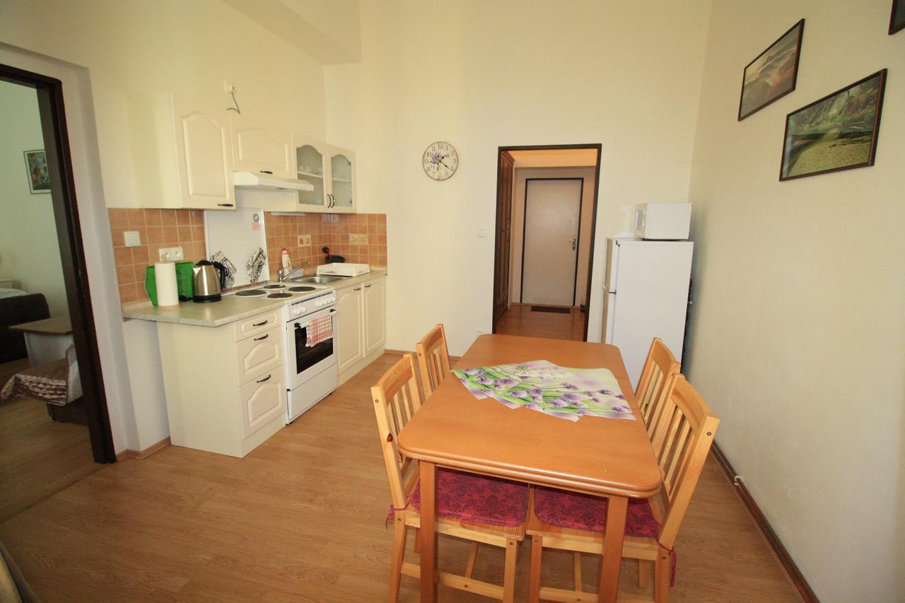 Hotel Bynovecky Zamecek Extérieur photo